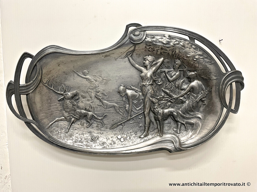 Vassoio in argento sheffield antico silver plated rotondo con manici da  tavola